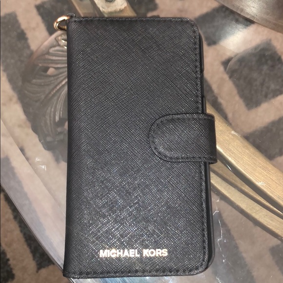 michael kors iphone 7 folio case
